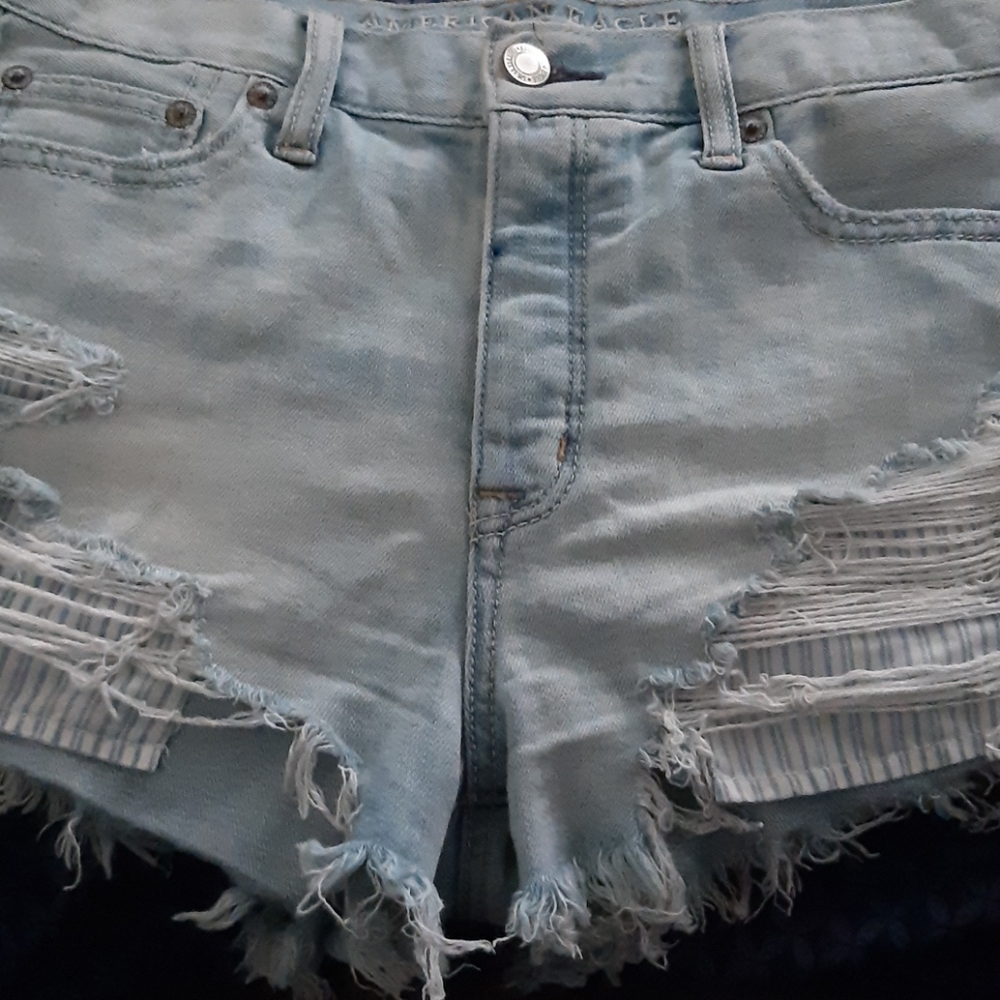American  eagle  distressed shorts